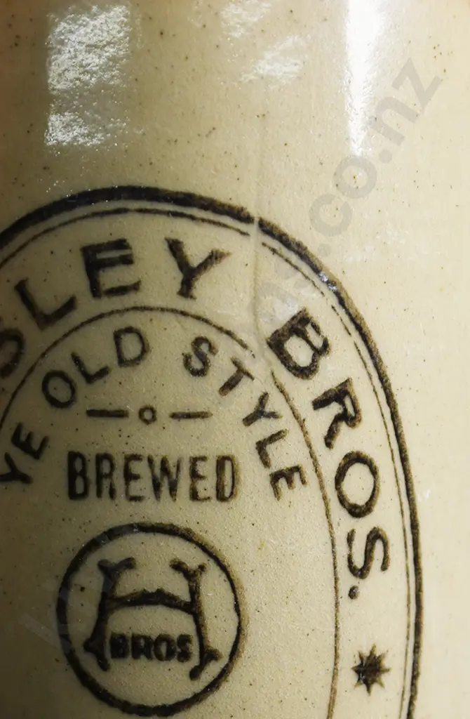 HEMSLEY BROS DUNEDIN GINGER BEER Image 1++