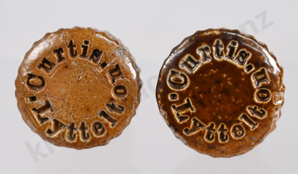 CURTIS LYTTELTON SALT GLAZED INTERNAL THREAD STOPPERS Image 1++