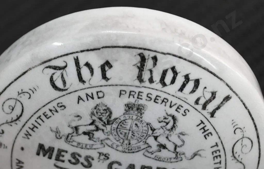 MESS GABRIEL THE ROYAL DENTIFRICE POT LID Image 1++