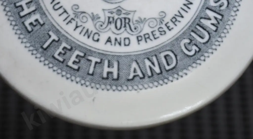ASSORTED ENGLISH POT LIDS AND BASES Image 1++
