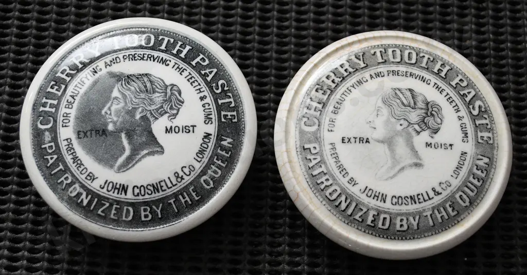 MINIATURE AND STANDARD GOSNELL CHERRY TOOTH PASTE POT LIDS Image 1++