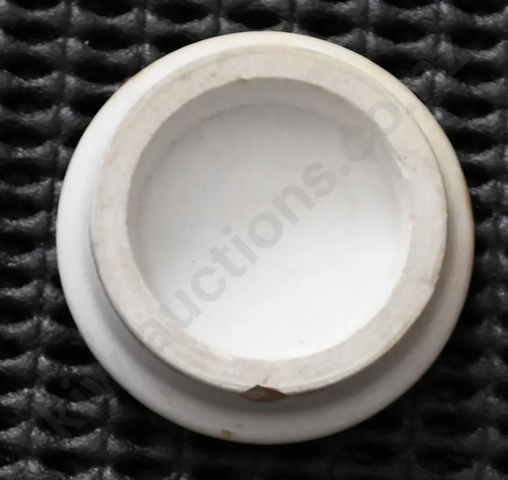MINIATURE AND STANDARD GOSNELL CHERRY TOOTH PASTE POT LIDS Image 1++