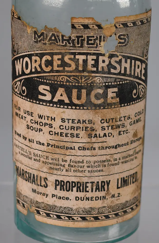 SOUTH ISLAND SAUCE BOTTLES Image 1++