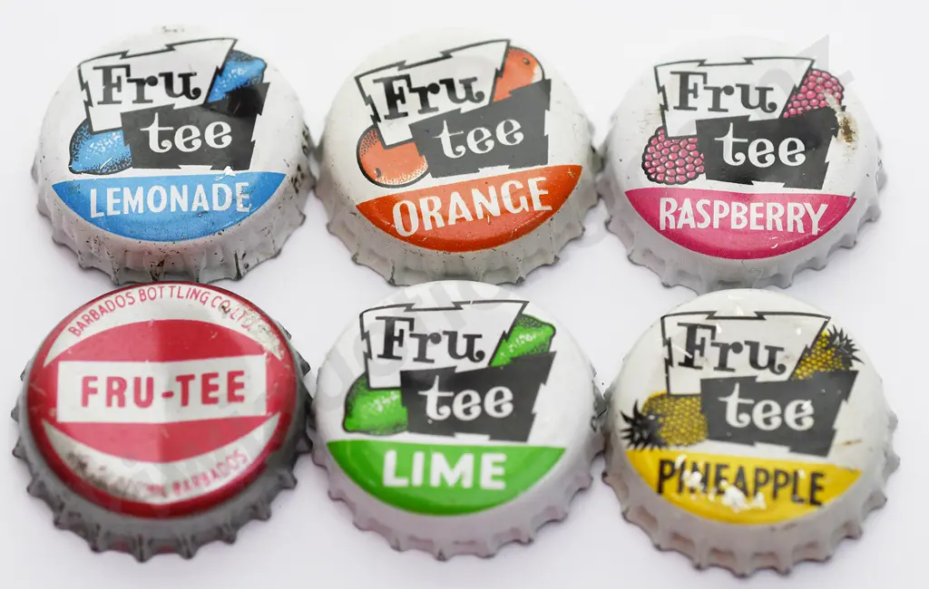 FRU TEE BOTTLE CROWN CAPS Image 1++