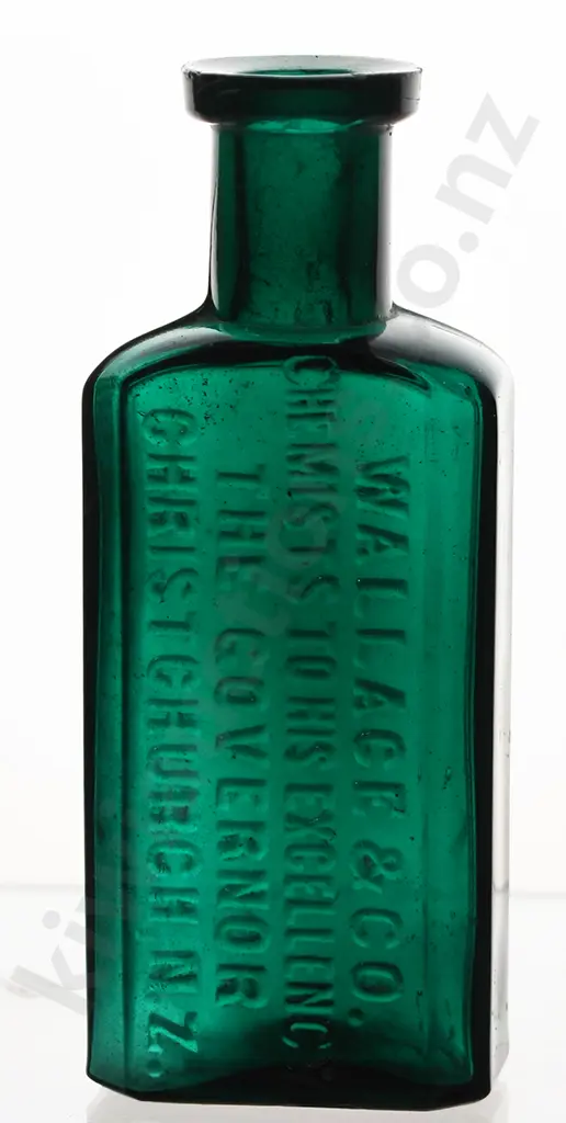 WALLACE CHRISTCHURCH CHEMIST EMERALD GREEN Image 1++