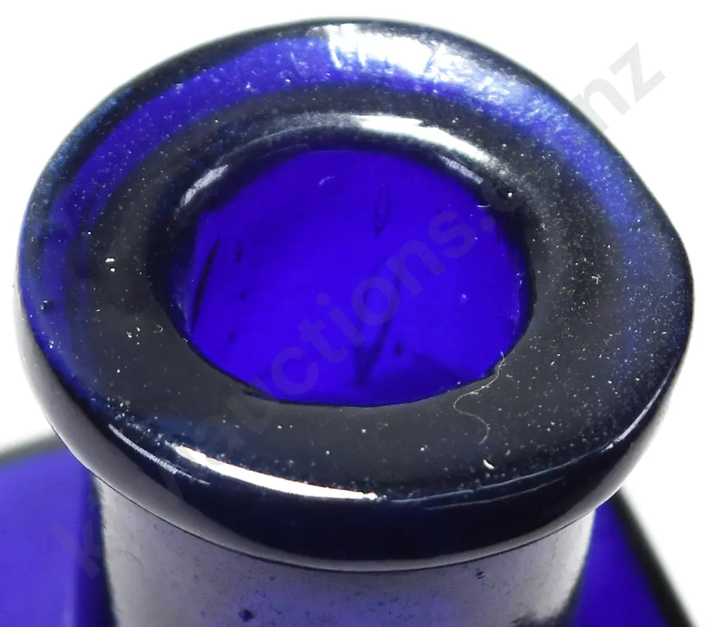 WOOLLAMS COBALT BLUE CHEMIST AUCKLAND Image 1++