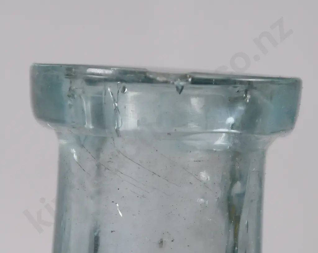 NEW ZEALAND CHEMIST BOTTLES Image 1++
