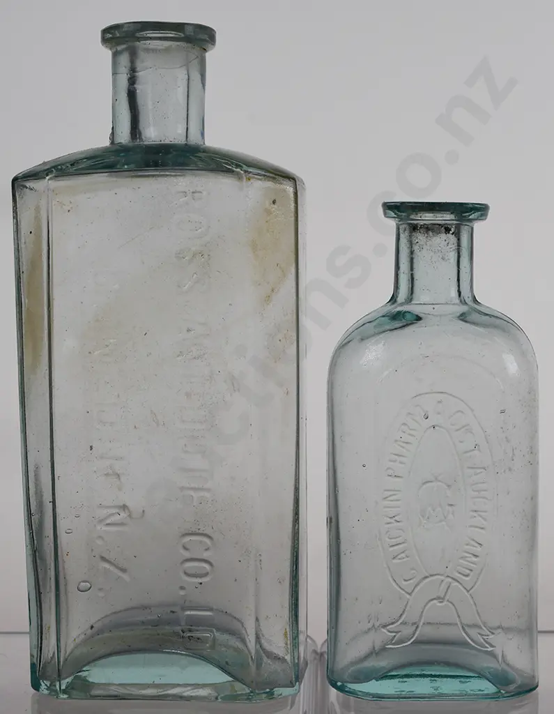 NEW ZEALAND CHEMIST BOTTLES Image 1++