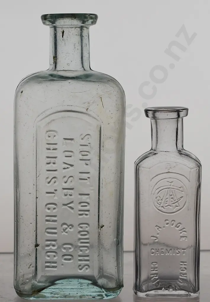 ASSORTED CHRISTCHURCH CHEMIST BOTTLES Image 1++