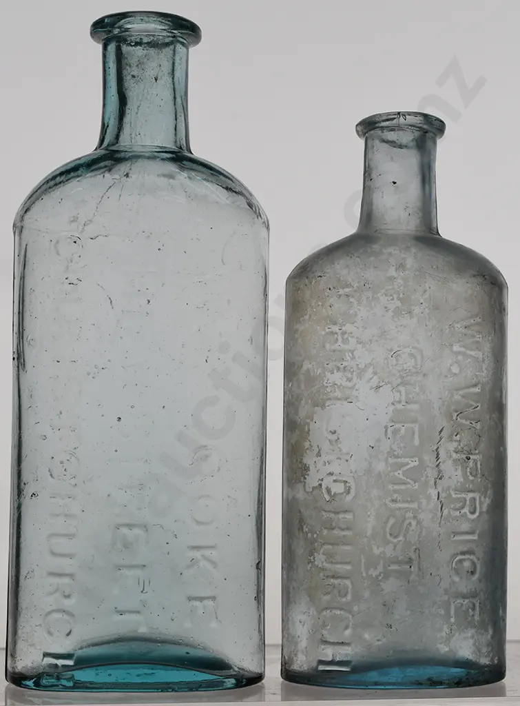ASSORTED EARLY CHRISTCHURCH CHEMIST BOTTLES Image 1++