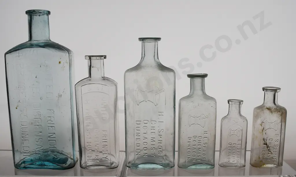 DUNEDIN CHEMIST BOTTLES Image 1++