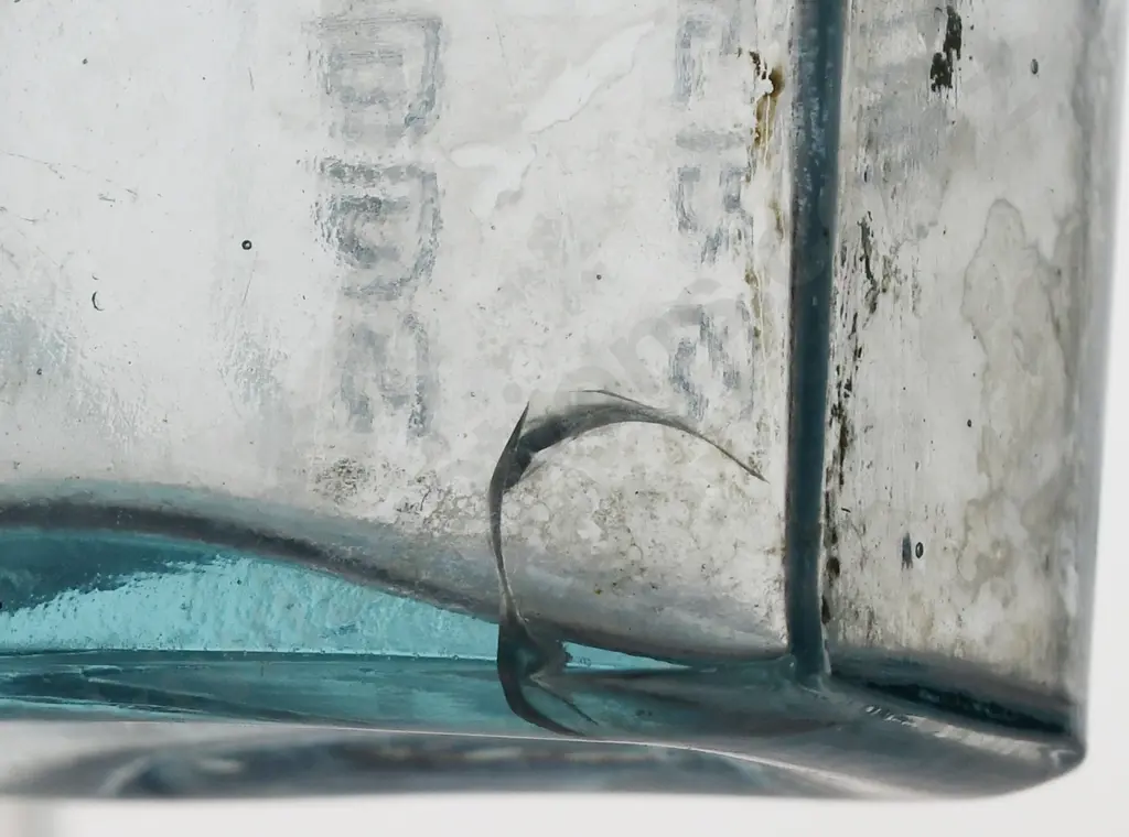 DODDS PORT CHALMERS BOTTLES Image 1++