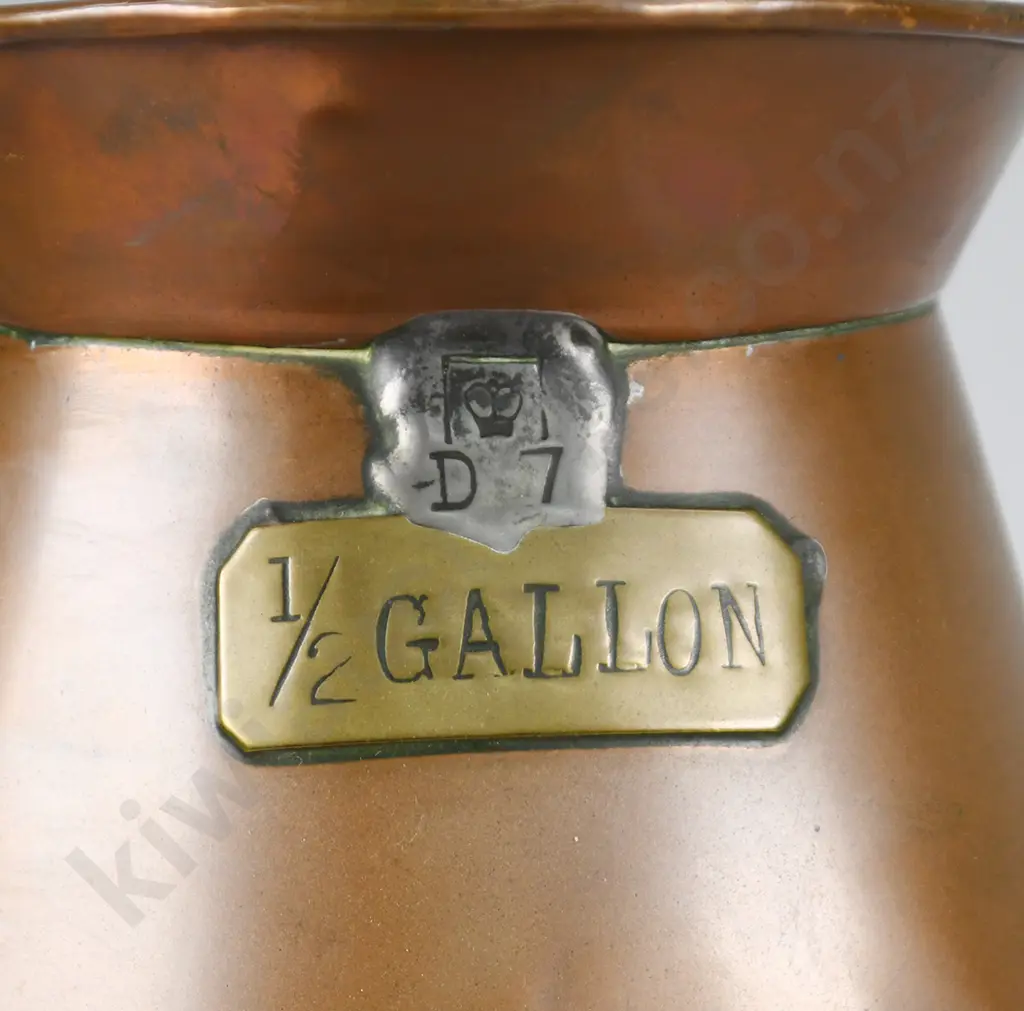 COPPER WEIGHTS AND MEASURES JUG, 1/2 GALLON Image 1++