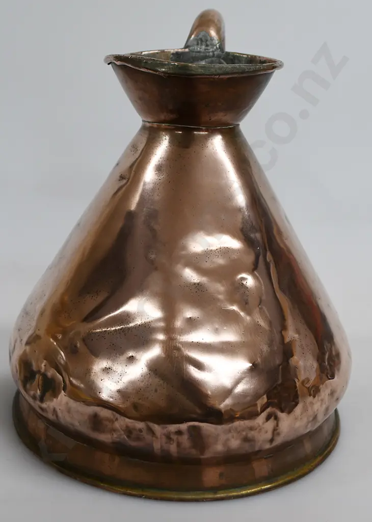 COPPER WEIGHTS AND MEASURES JUG, 4 QUARTS Image 1++
