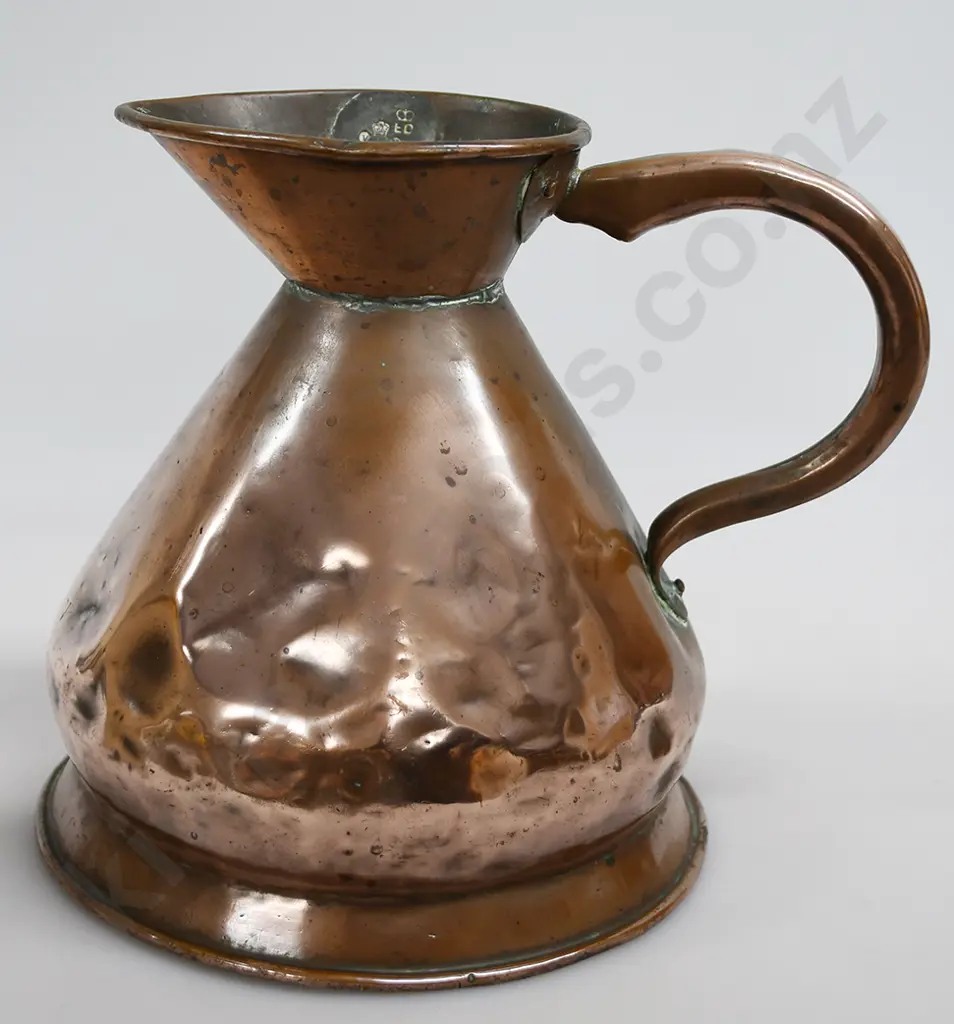 COPPER WEIGHTS AND MEASURES JUG, 1/2 GALLON Image 1++