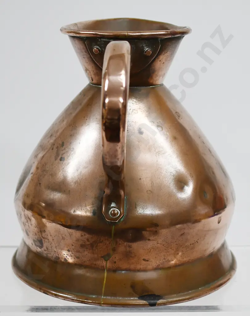 COPPER WEIGHTS AND MEASURES JUG, QUART Image 1++