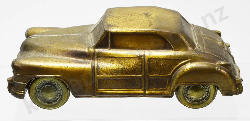 1974 BANTHRICO CHRYSLER CAR COIN BANK Image 1++