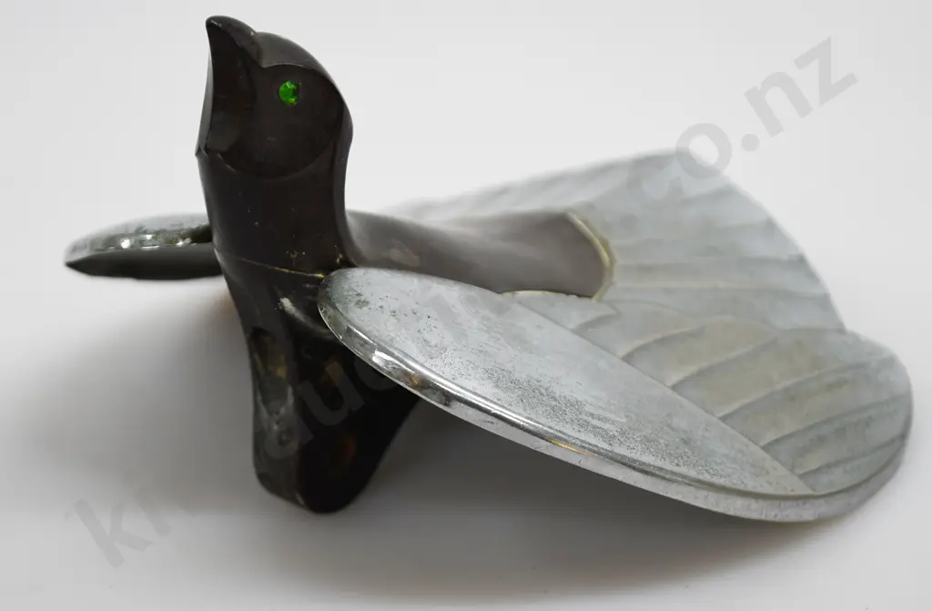 BIRD CAR HOOD ORNAMENT Image 1++