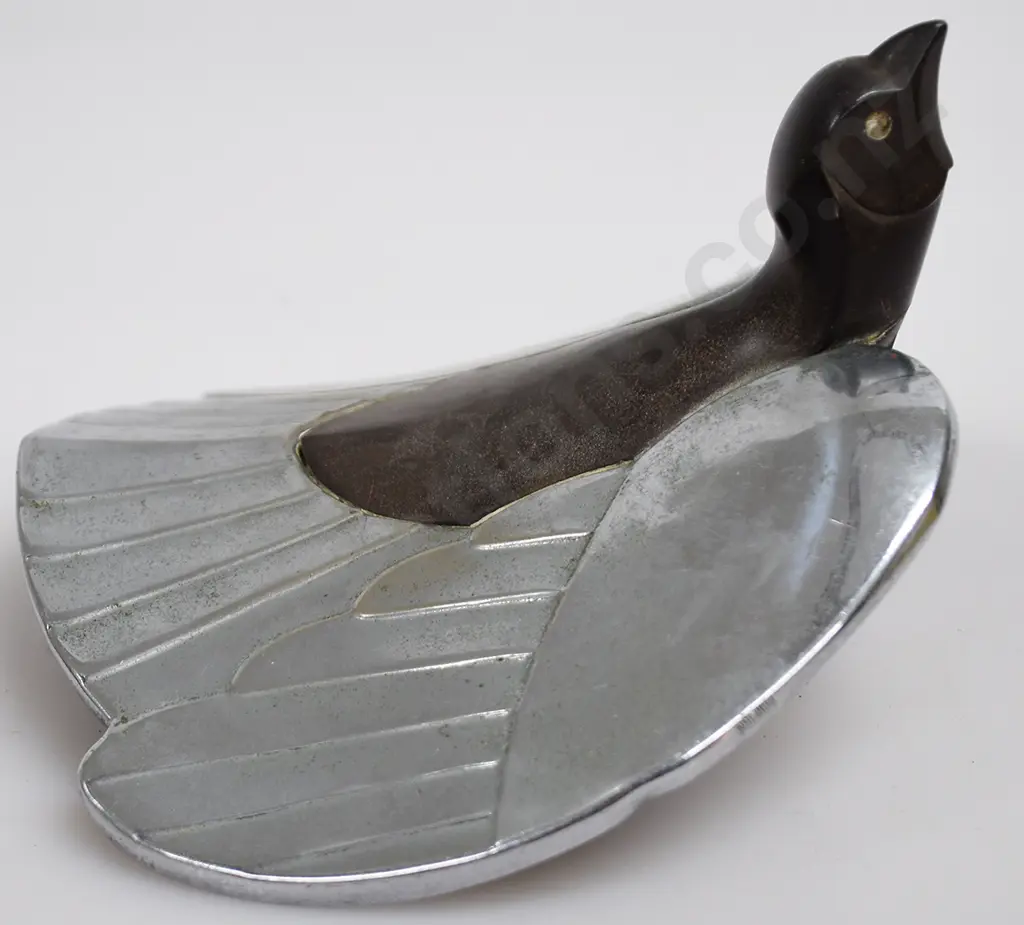 BIRD CAR HOOD ORNAMENT Image 1++