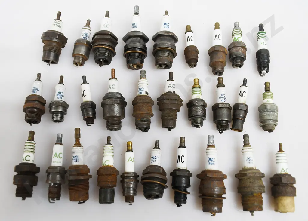 ASSORTED AC BRAND SPARK PLUGS Image 1++