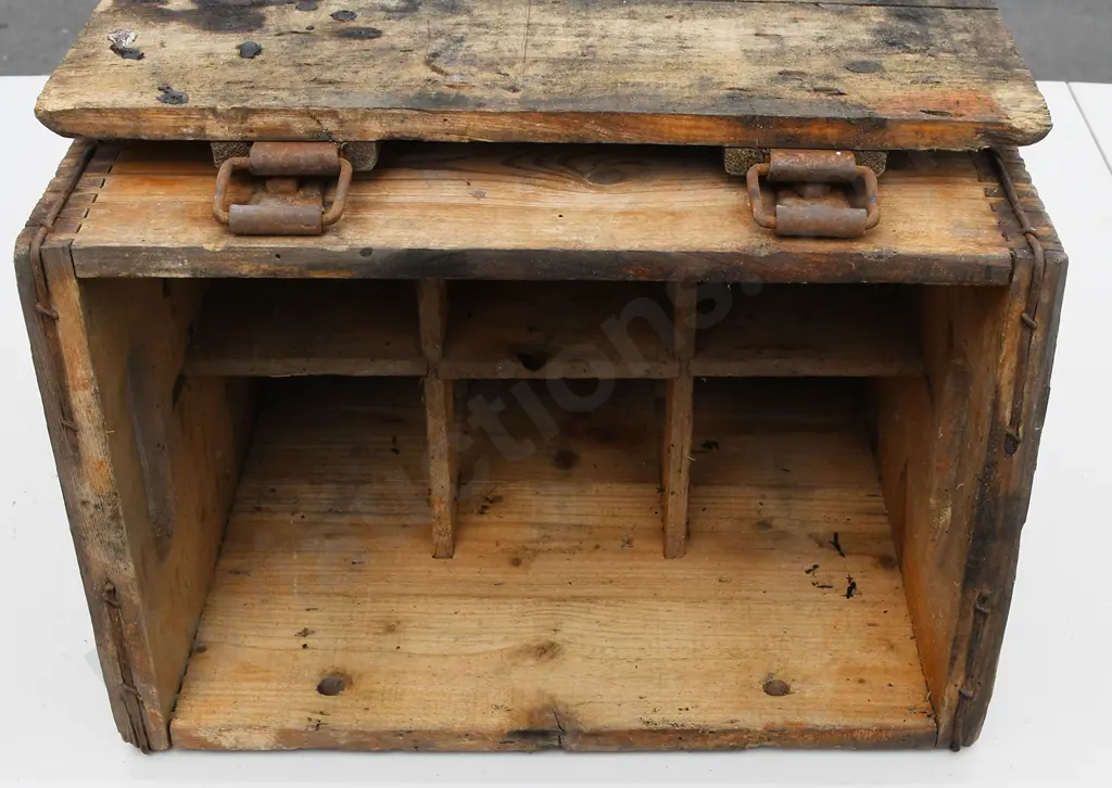 LANE'S LTD DUNEDIN SODA SYPHON CRATE Image 1++
