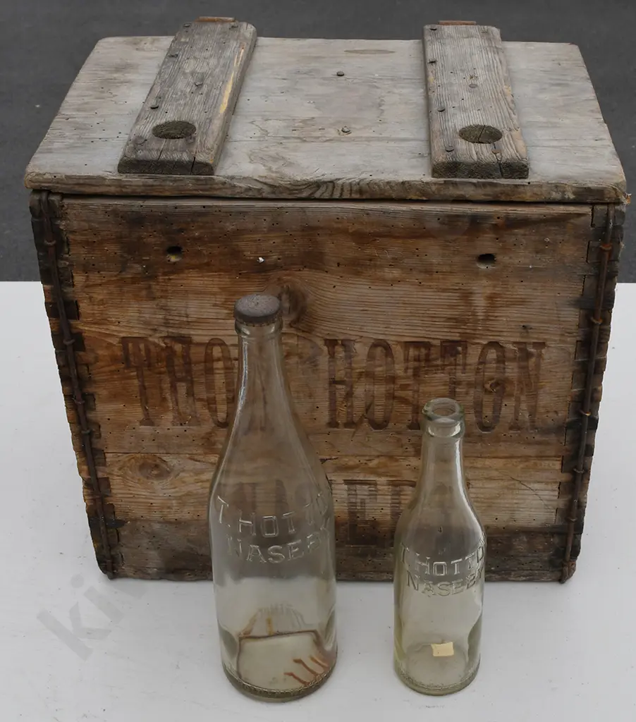 HOTTON NASEBY SODA SYPHON CRATE AND CROWN TOPS Image 1++