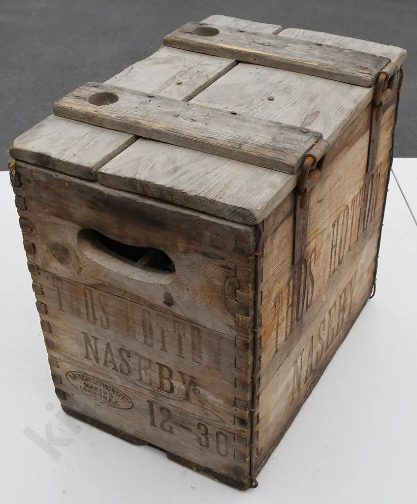 HOTTON NASEBY SODA SYPHON CRATE AND CROWN TOPS Image 1++