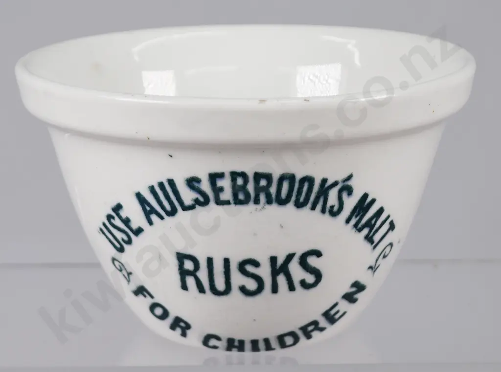AULSEBROOK'S RUSKS/XMAS PUDDING BOWL SMALL Image 1++