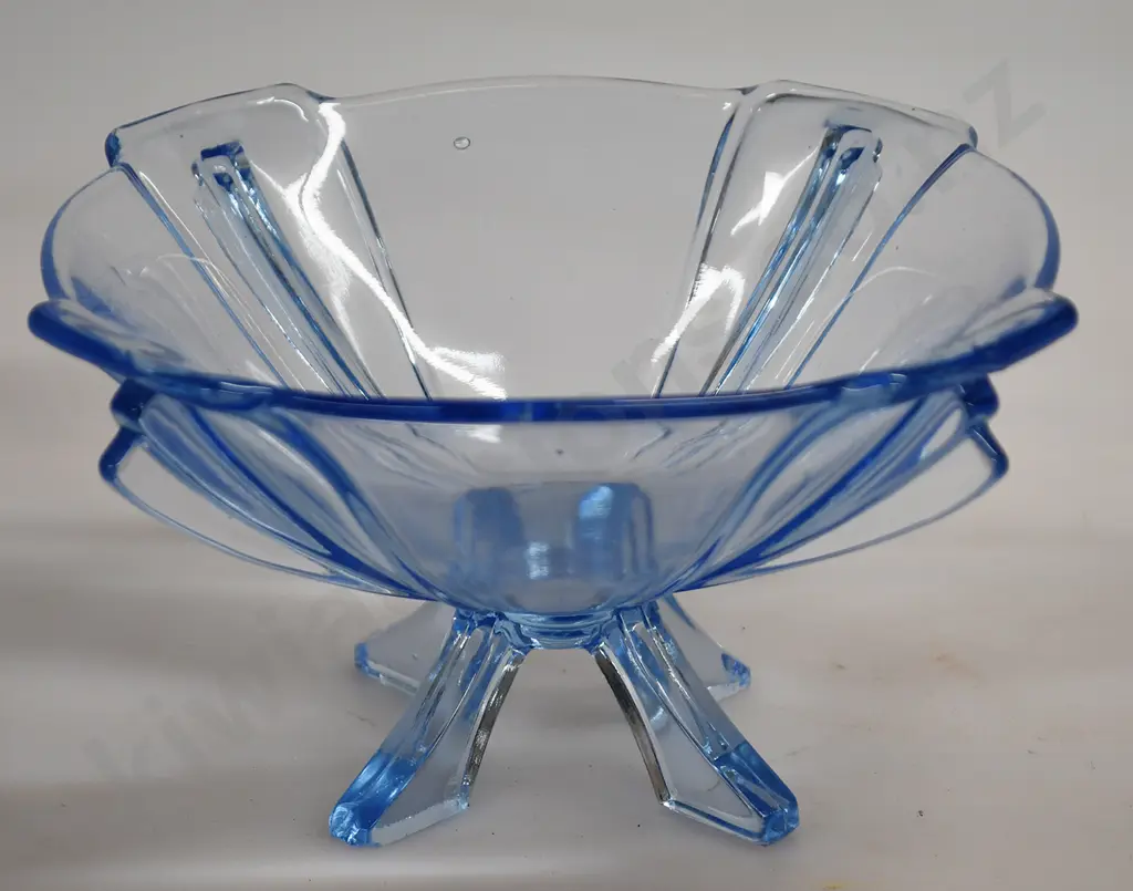DEPRESSION GLASS PIECES IN PALE BLUE Image 1++