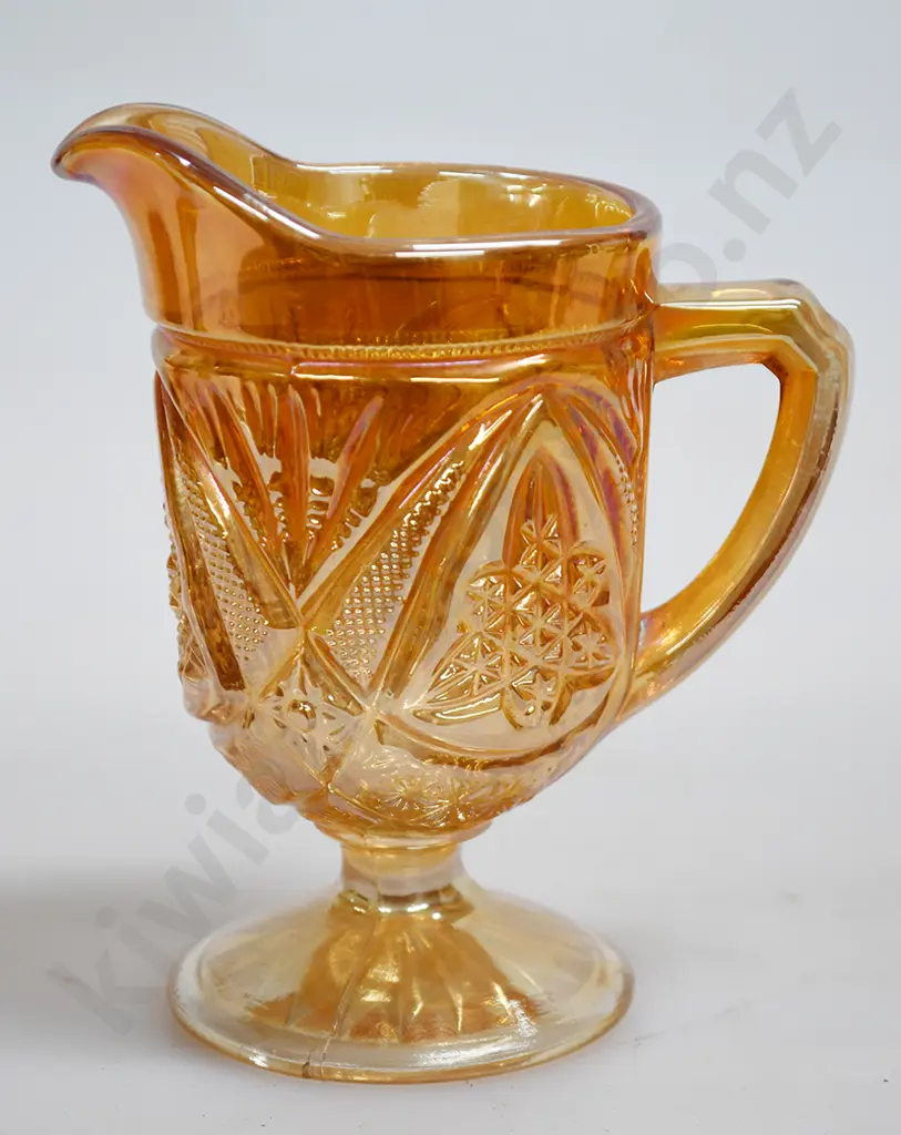 GROUP OF AMBER DEPRESSION GLASS WARES Image 1++