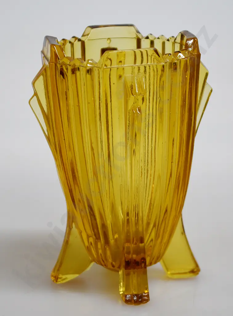 GROUP OF AMBER DEPRESSION GLASS WARES Image 1++