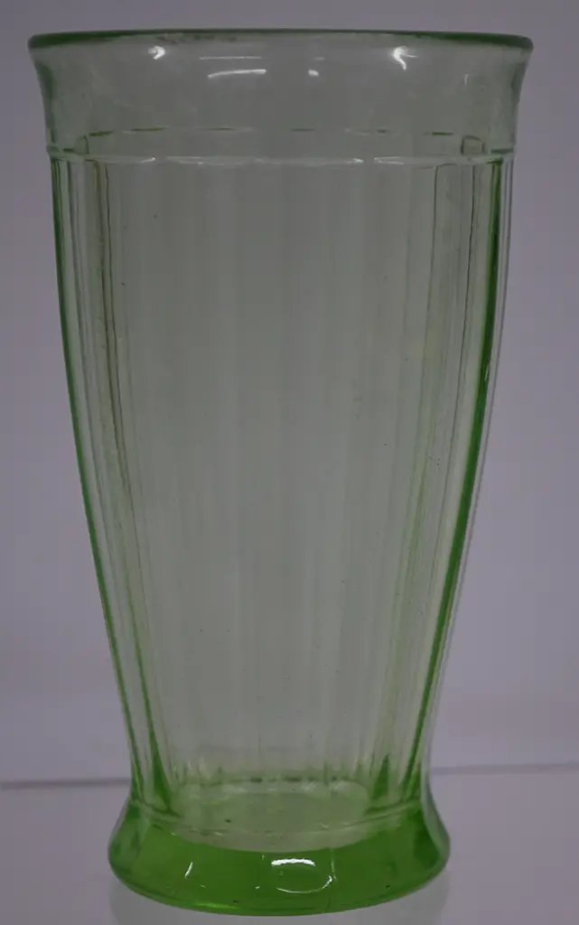 URANIUM GLASS TIP-TOP ICE CREAM SUNDAE GLASS Image 1++