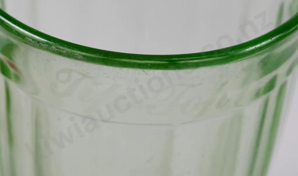 URANIUM GLASS TIP-TOP ICE CREAM SUNDAE GLASS Image 1++