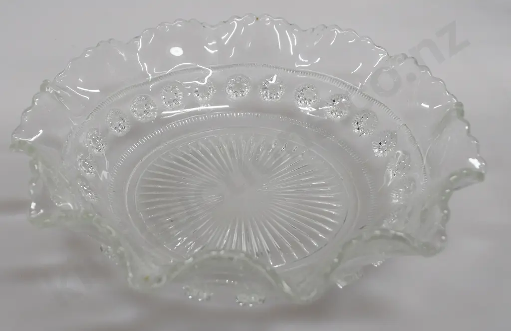 GROUP OF CLEAR DEPRESSION GLASS WARES Image 1++