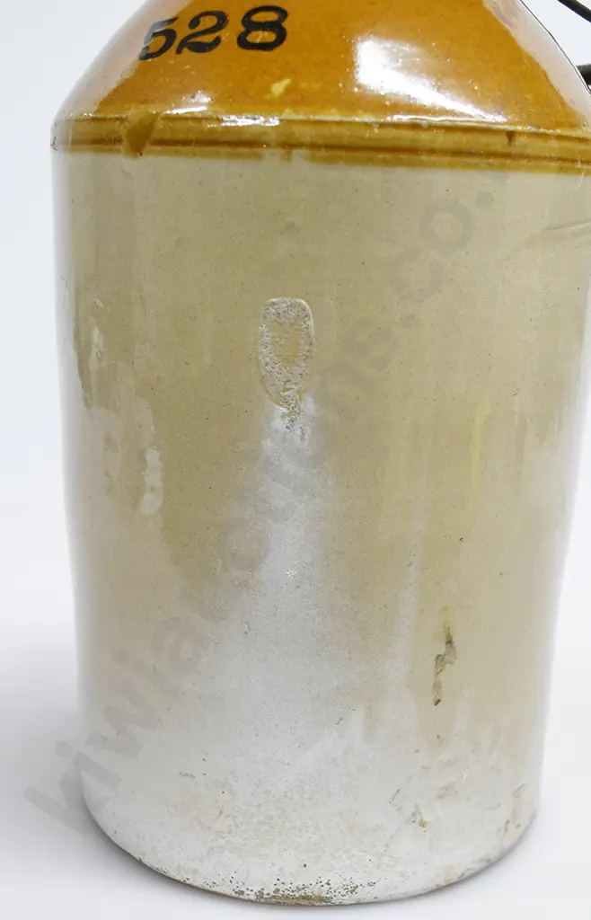 GISBORNE BREWERY STONE JAR Image 1++