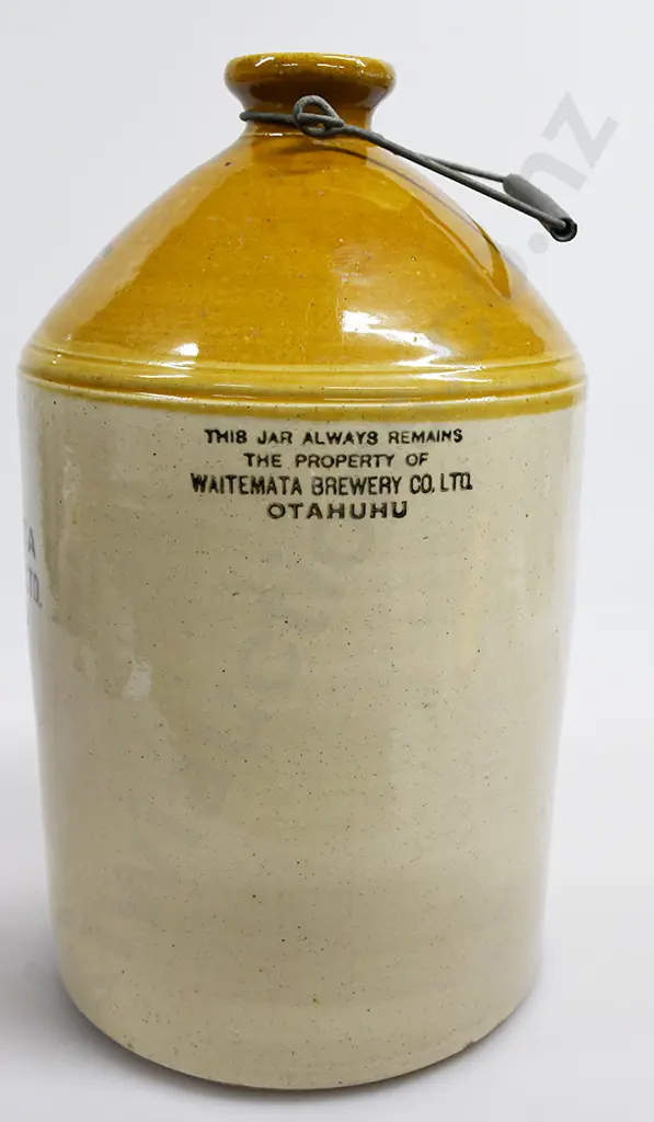 WAITEMATA BREWERY CO OTAHUHU, 2 GALLON STONE JAR Image 1++