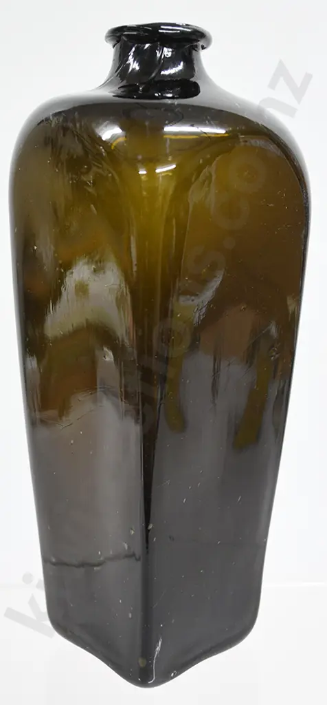 PIG SNOUT GIN Image 1++