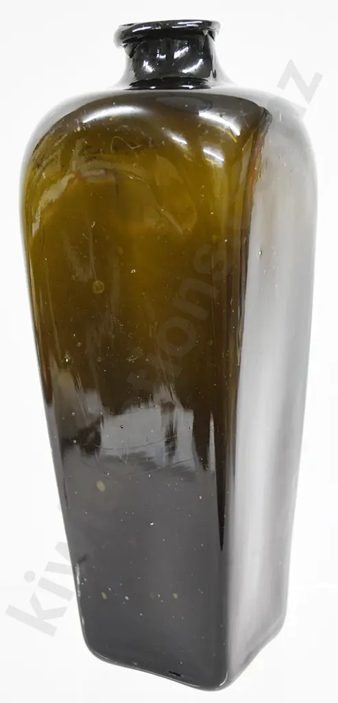 PIG SNOUT GIN Image 1++