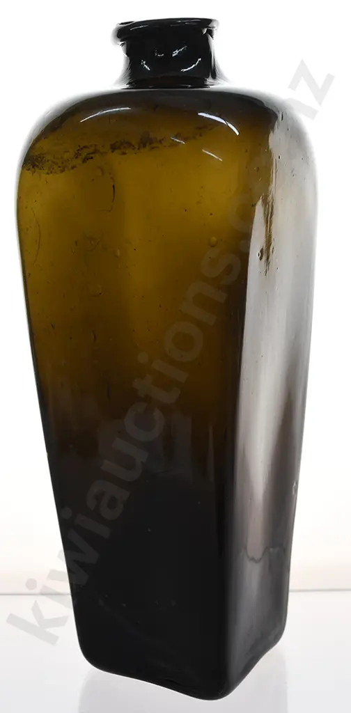 PIG SNOUT GIN Image 1++