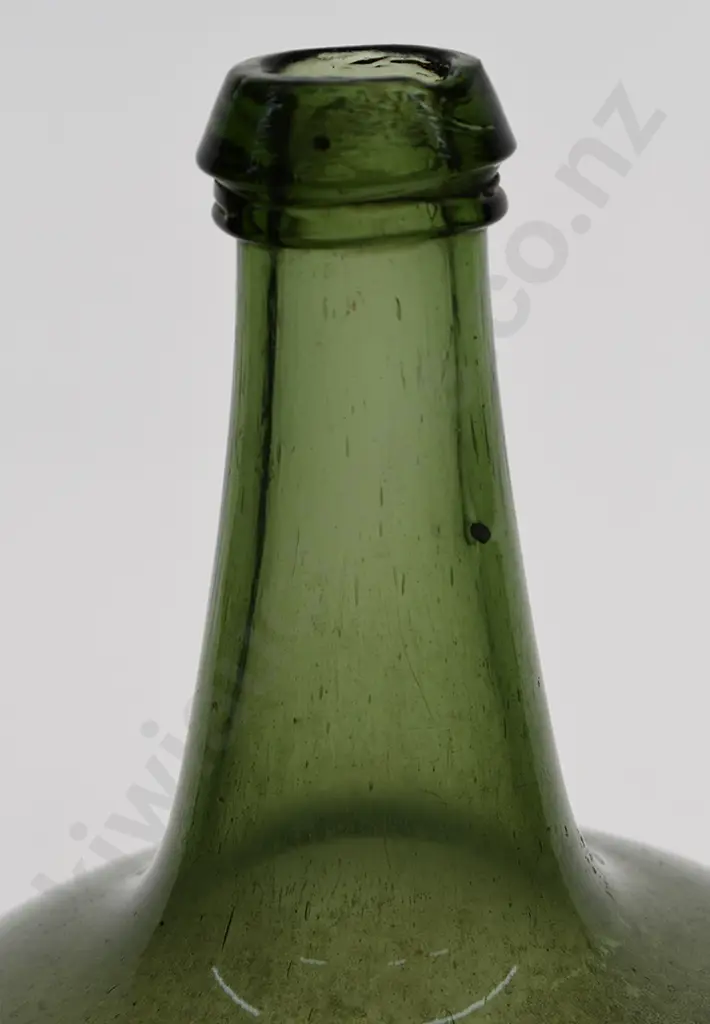 FREE BLOWN EARLY APOTHERCARY BOTTLE Image 1++