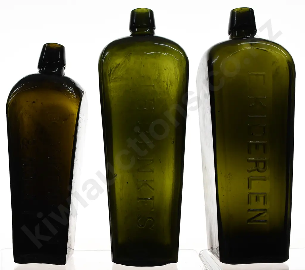 EMBOSSED CASE GINS Image 1++