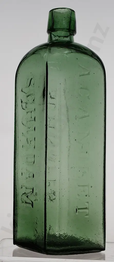EMBOSSED AROMATIC SCHNAPPS Image 1++