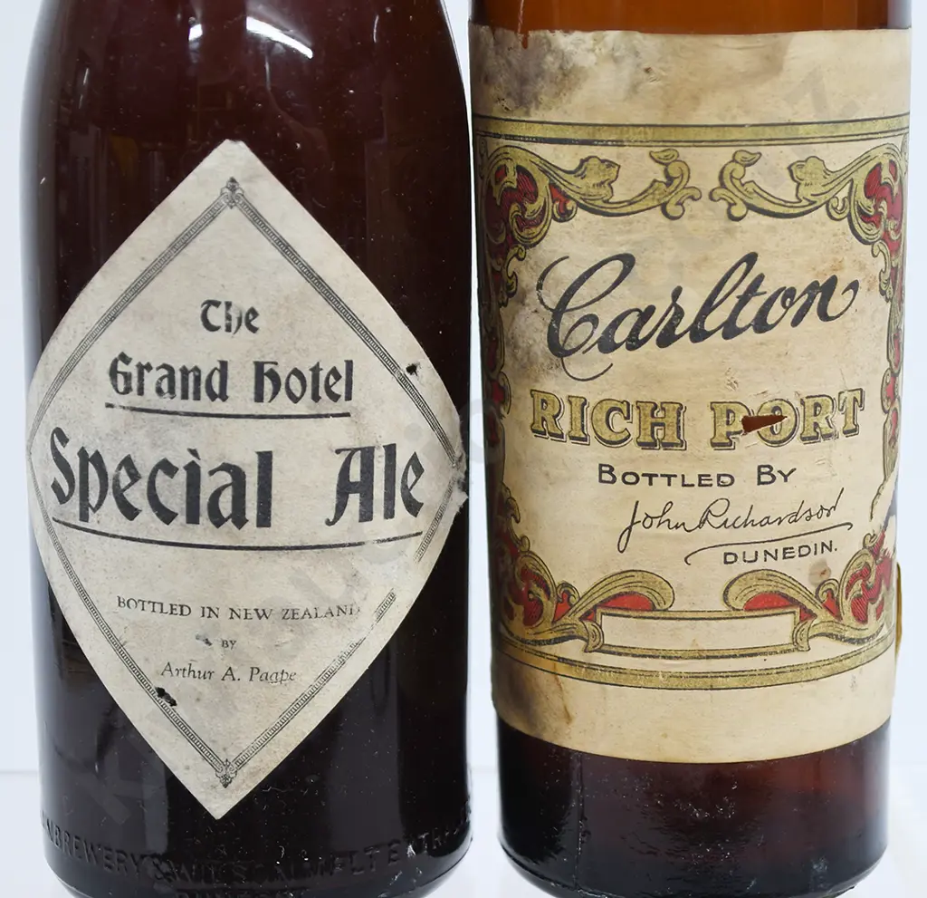 ASSORTED ALCOHOL BOTTLES Image 1++