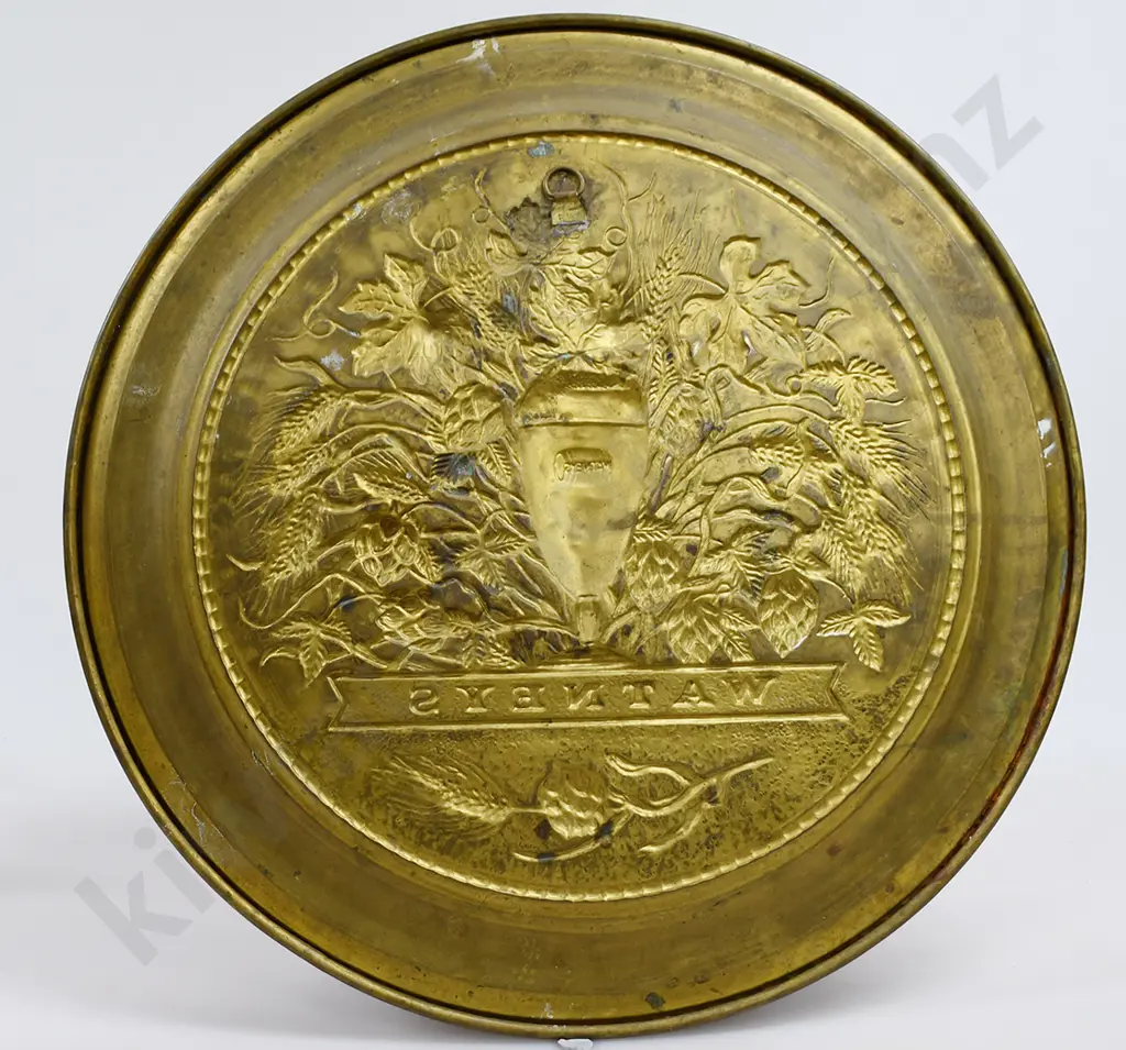 LARGE WATNEY'S BRASS CHARGER Image 1++