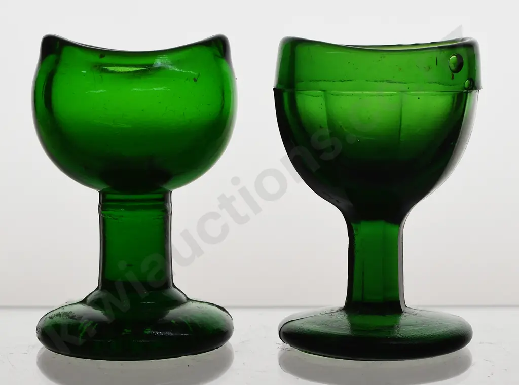 COLLECTION OF GLASS EYE BATHS Image 1++