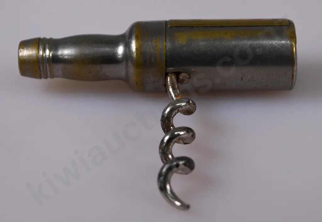 DEWAR'S OLD HIGHLAND WHISKY CORKSCREW Image 1++