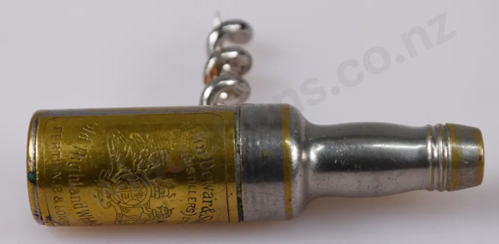 DEWAR'S OLD HIGHLAND WHISKY CORKSCREW Image 1++