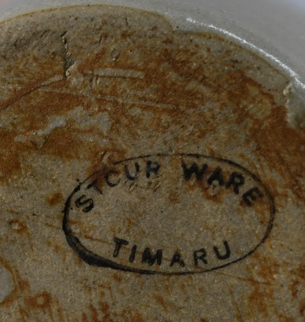 STOUR WARE WHISKY BOTTLE Image 1++
