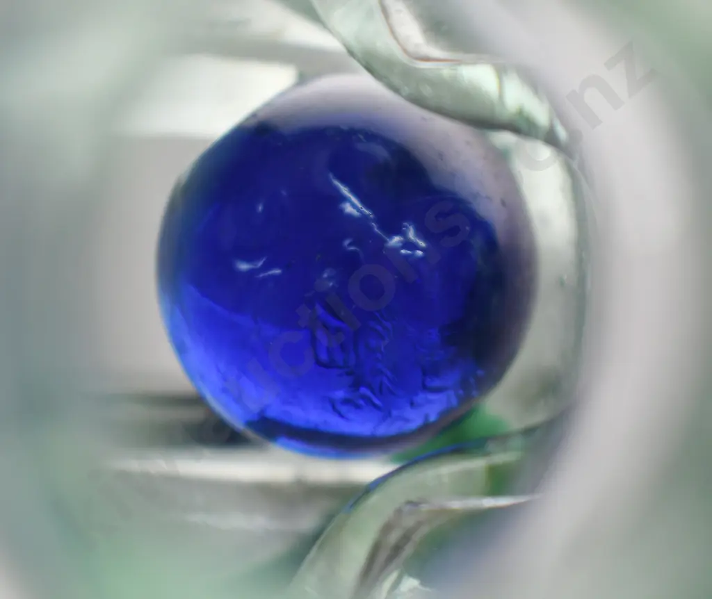 BELL PALMERSTON NORTH BLUE MARBLE CODD Image 1++