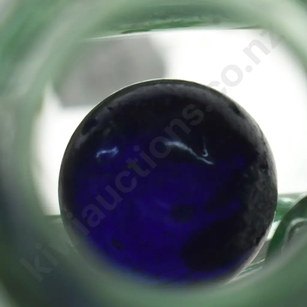BELL PALMERSTON NORTH BLUE MARBLE CODD Image 1++